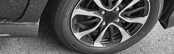 急ぎでタイヤ交換が必要だけど費用を抑えたい方に|安い中古タイヤ交換という選択