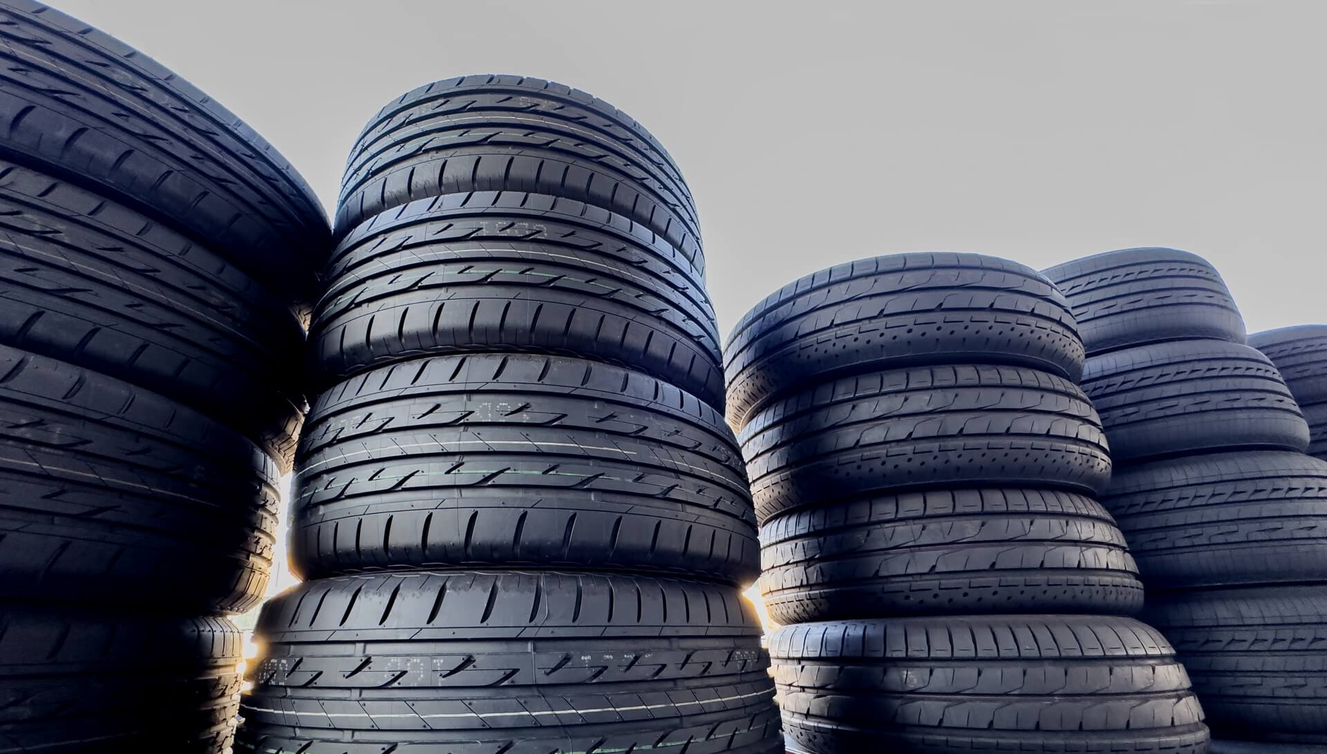 アウトレットタイヤが安い！タイヤ交換で失敗しないためのタイヤの選び方