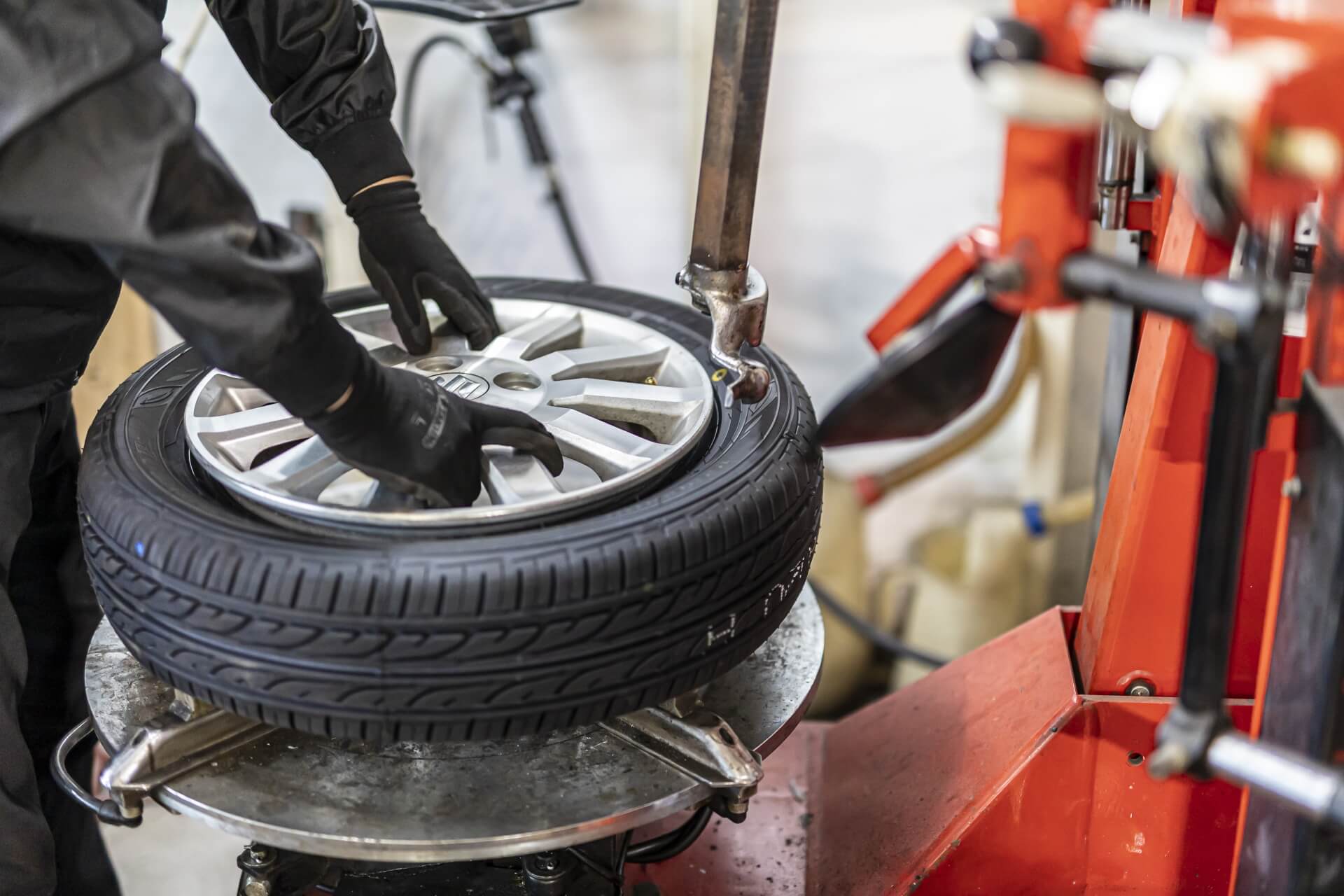 持ち込みタイヤ交換が安い！初心者でも失敗しない方法を解説